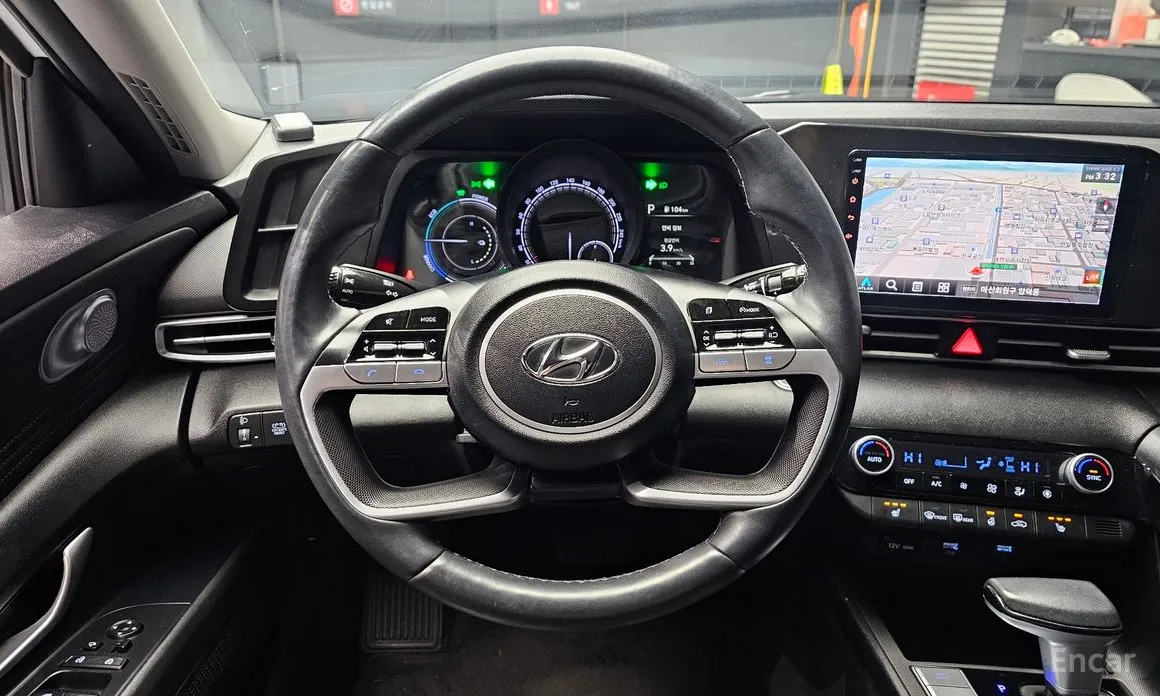 Фото 14 - Hyundai Avante