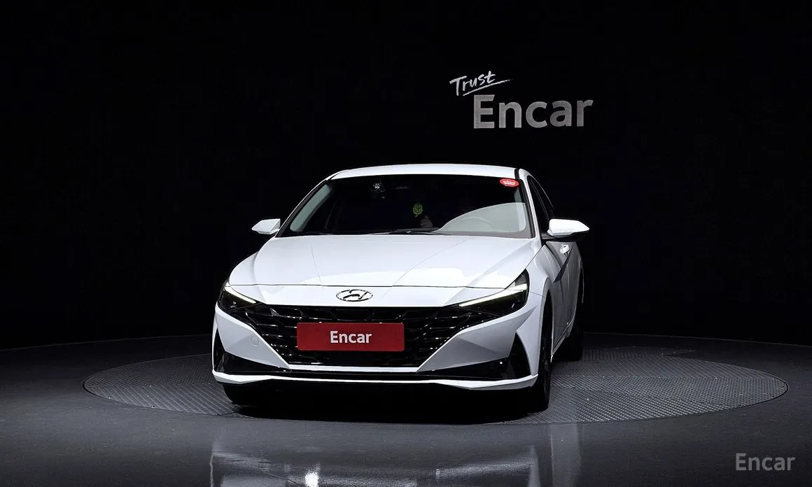 Фото 3 - Hyundai Avante