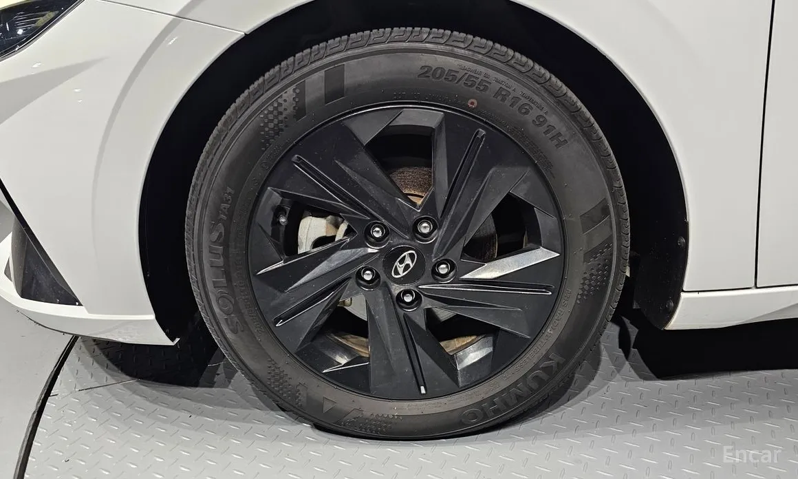 Фото 5 - Hyundai Avante