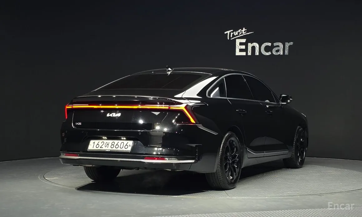 Фото 2 - Kia K8