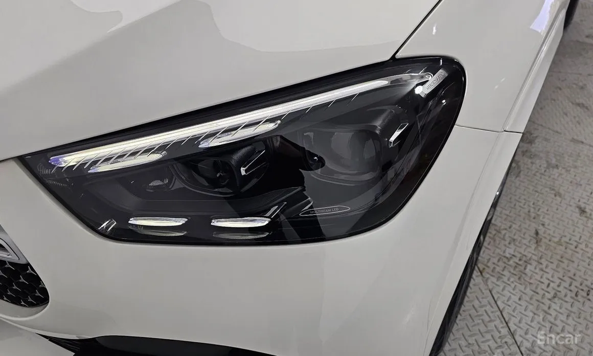 Фото 13 - Mercedes-Benz GLE-Class