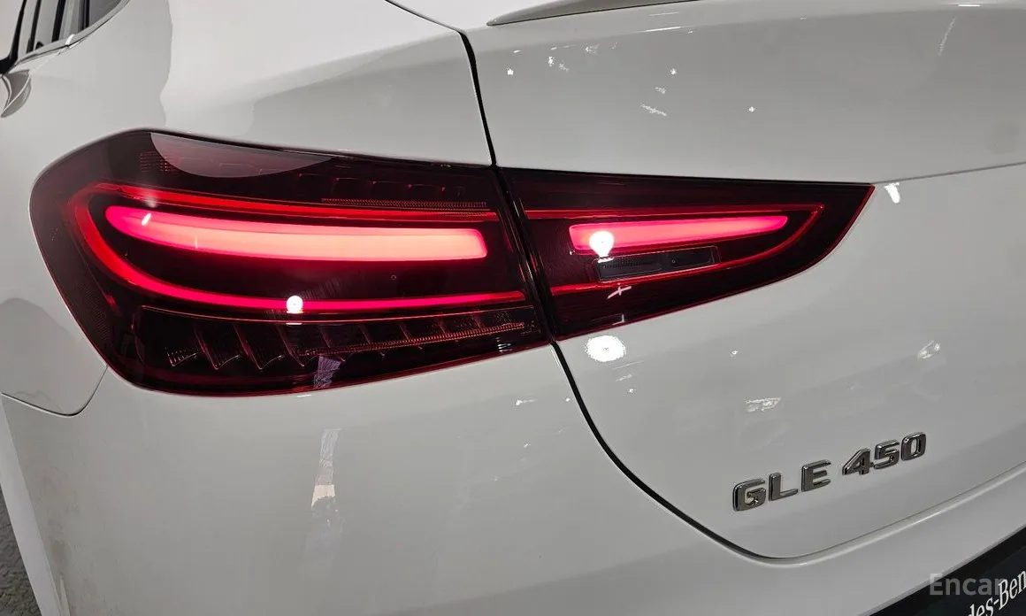 Фото 14 - Mercedes-Benz GLE-Class