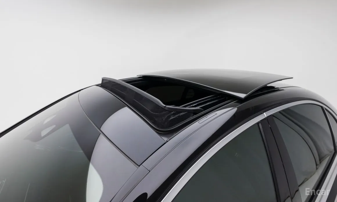 Фото 12 - Mercedes-Benz S-Class