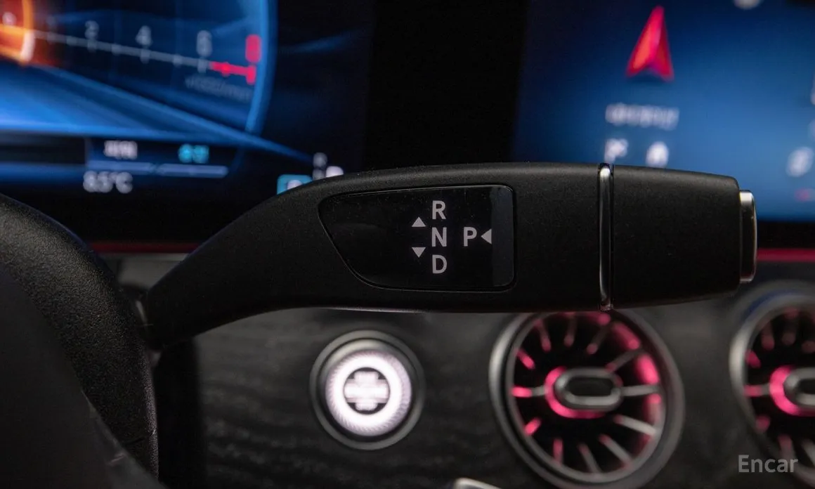 Фото 19 - Mercedes-Benz AMG GT