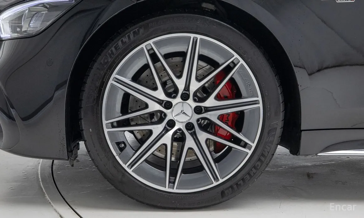 Фото 5 - Mercedes-Benz AMG GT