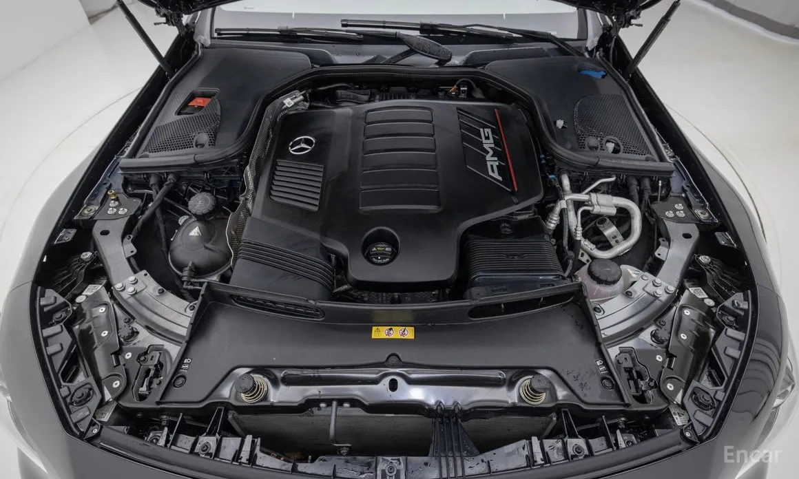 Фото 6 - Mercedes-Benz AMG GT