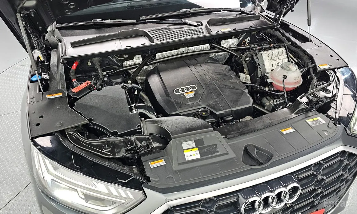 Фото 6 - Audi Q5