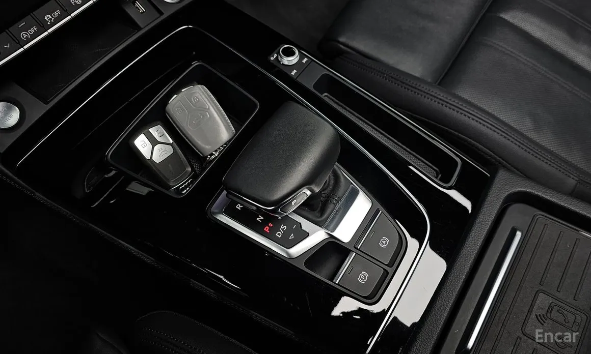 Фото 9 - Audi Q5