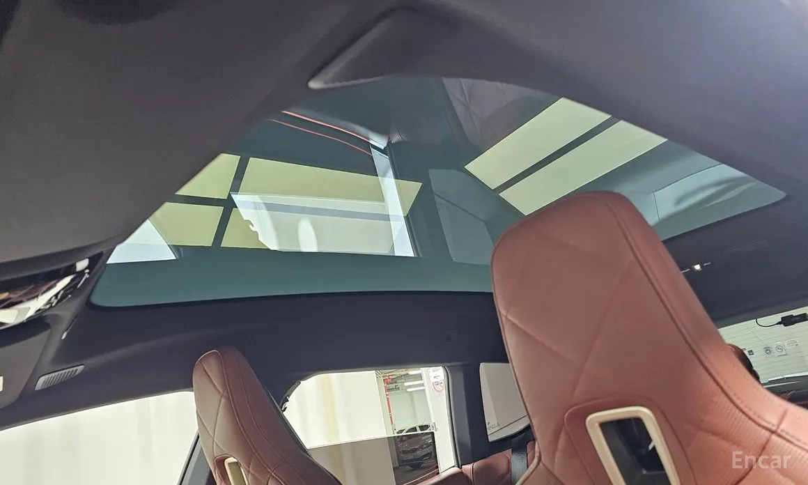 Фото 19 - BMW iX