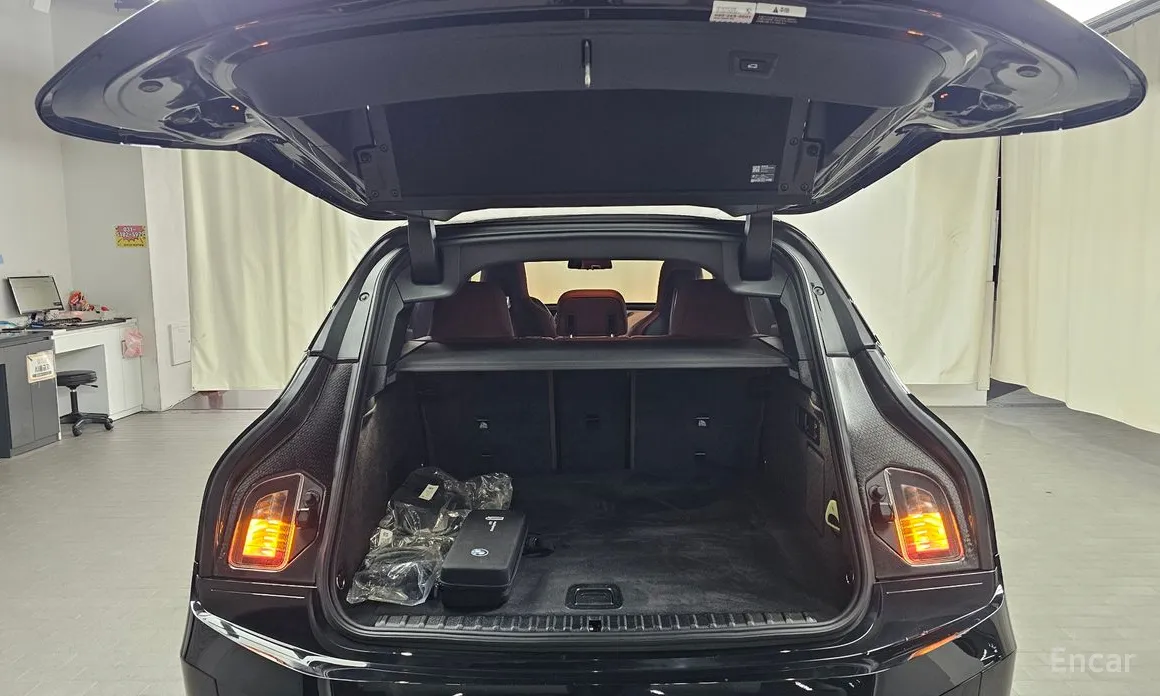 Фото 20 - BMW iX