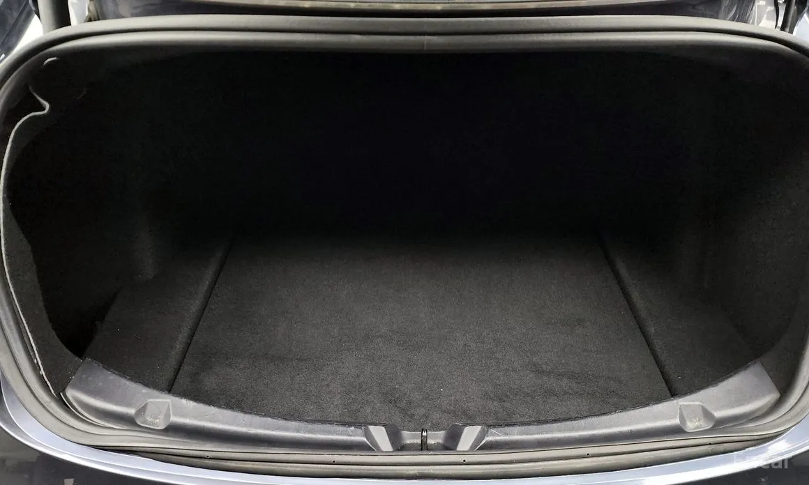 Фото 20 - Tesla Model 3