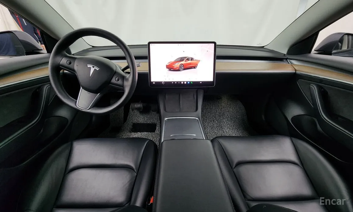 Фото 7 - Tesla Model 3