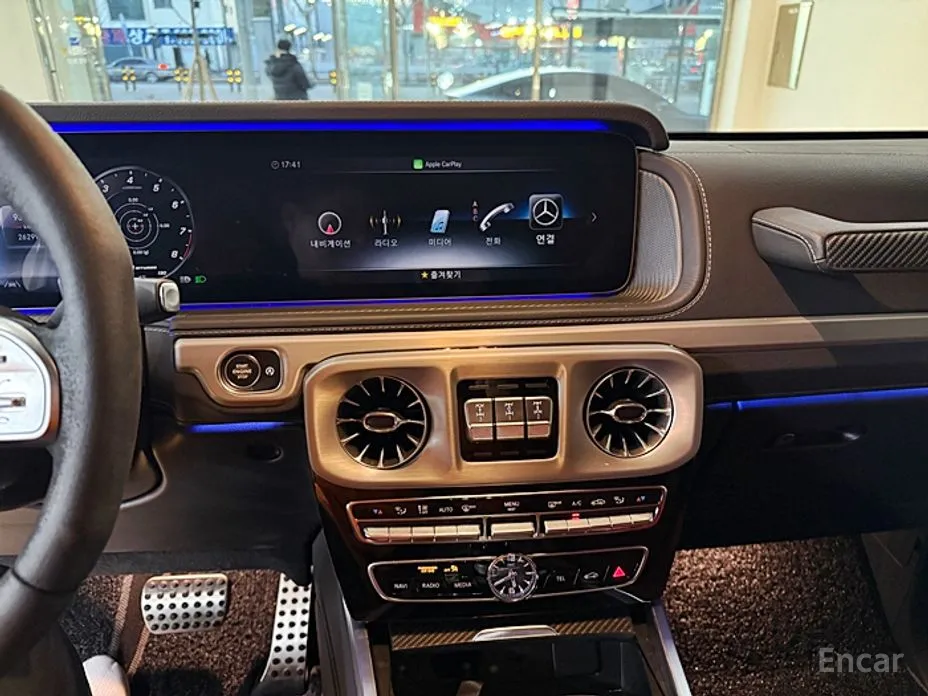 Фото 7 - Mercedes-Benz G-Class