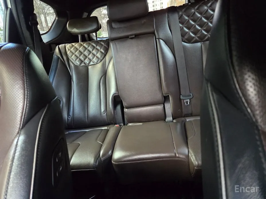 Фото 16 - Hyundai Santa Fe