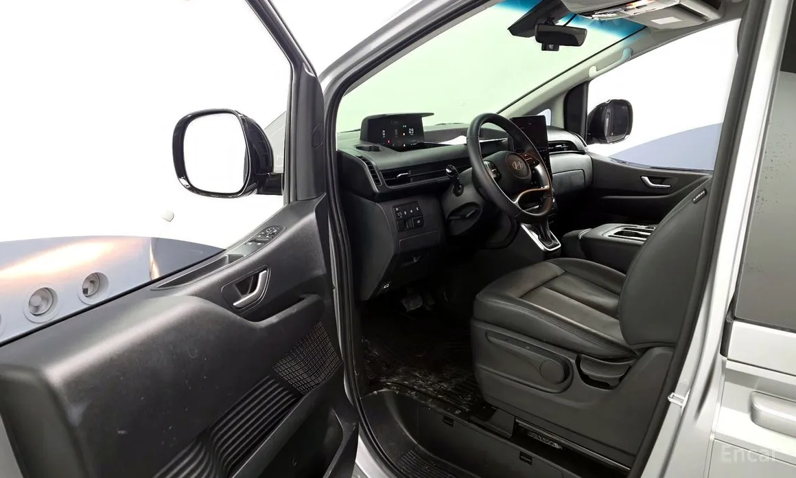 Фото 10 - Hyundai Staria