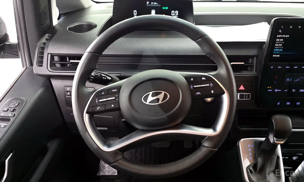 Фото 13 - Hyundai Staria