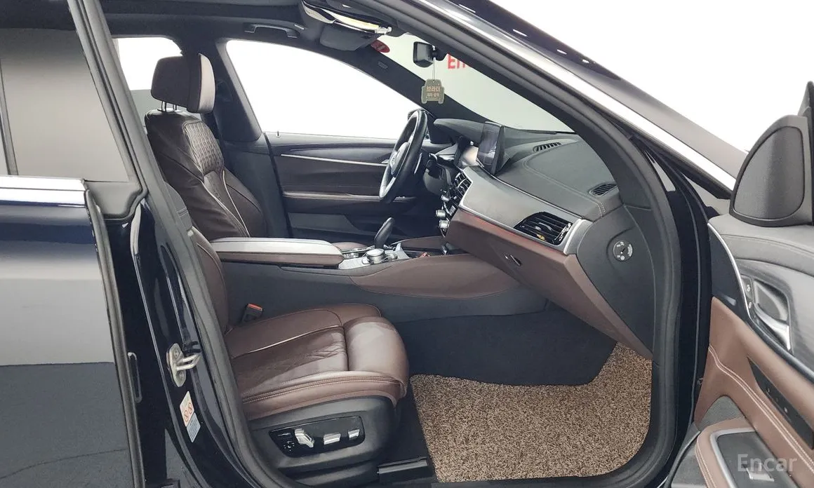 Фото 11 - BMW Gran Turismo