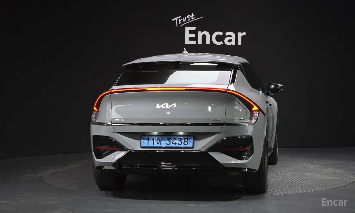 Фото 4 - Kia EV6
