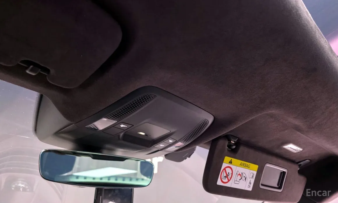 Фото 17 - Porsche Taycan