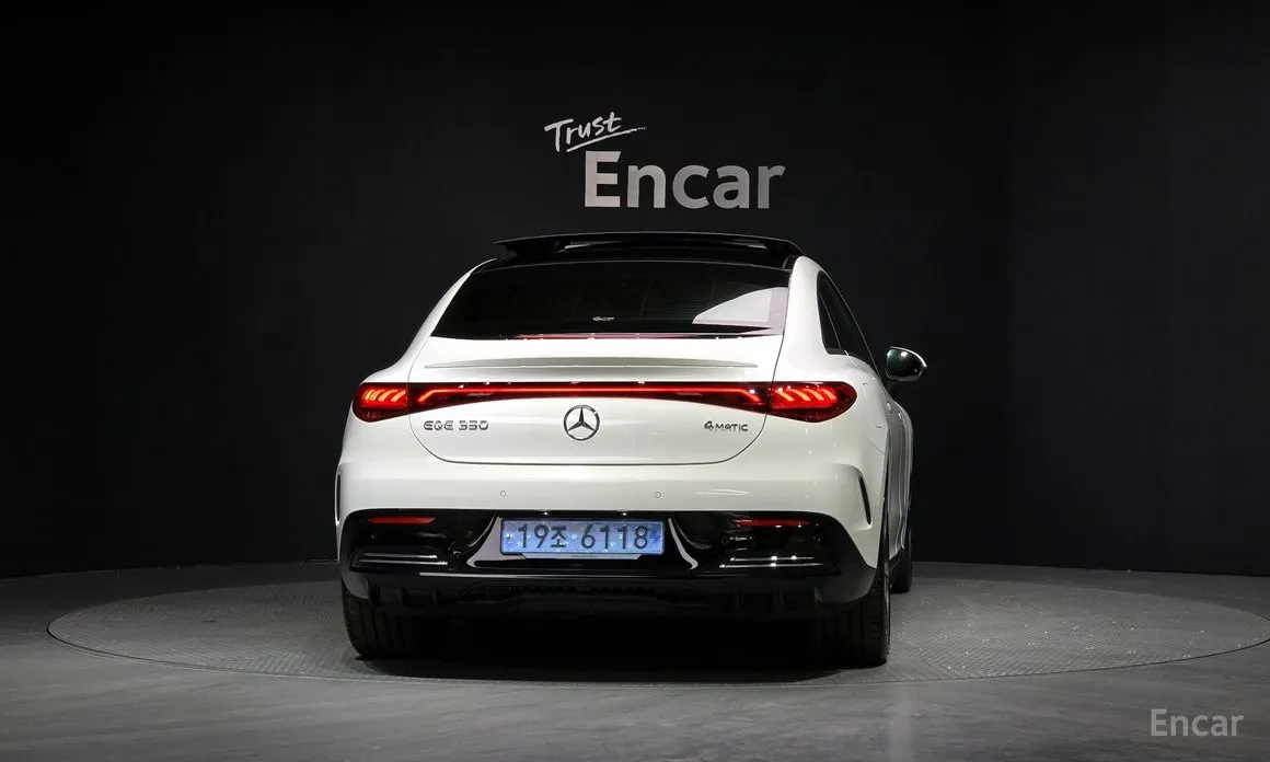 Фото 4 - Mercedes-Benz EQE