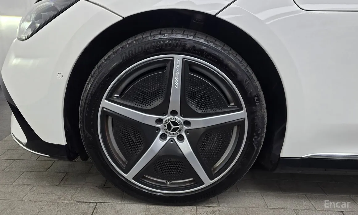 Фото 5 - Mercedes-Benz EQE