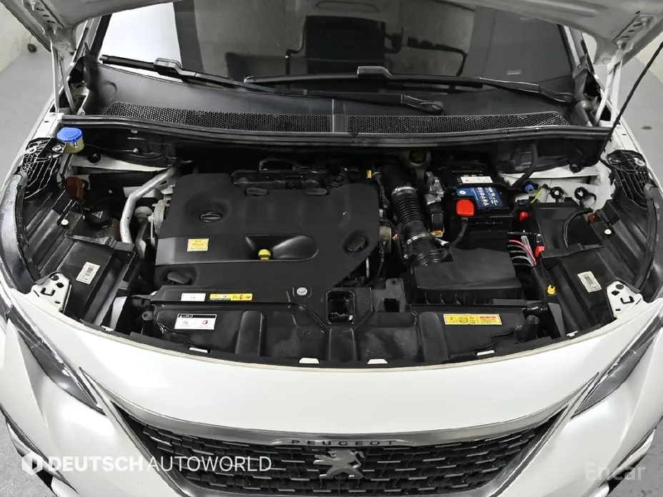 Фото 6 - Peugeot 5008