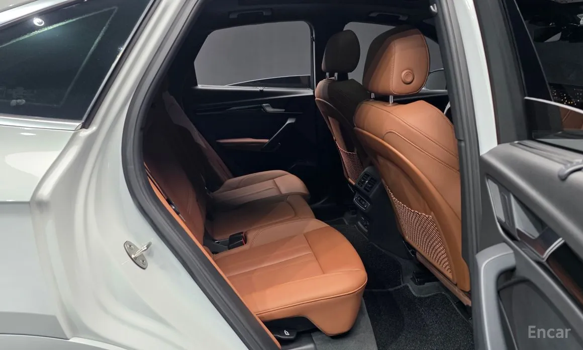 Фото 12 - Audi Q5