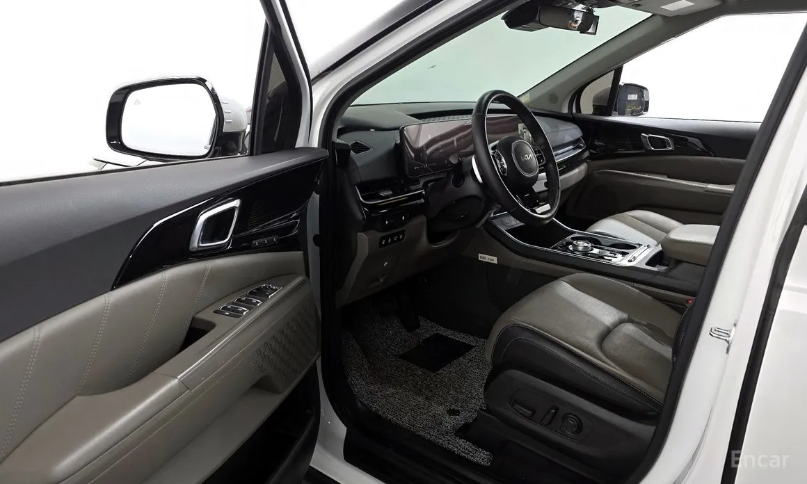 Фото 10 - Kia Carnival