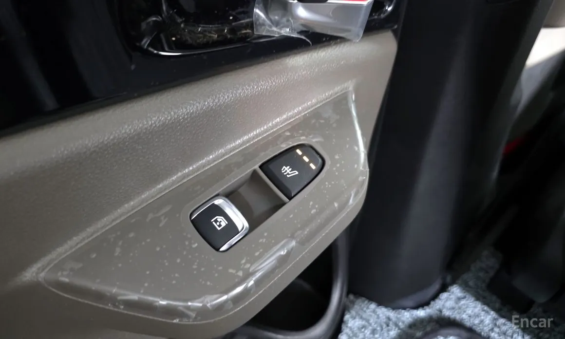 Фото 18 - Kia Carnival