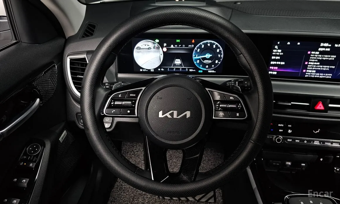 Фото 13 - Kia Seltos