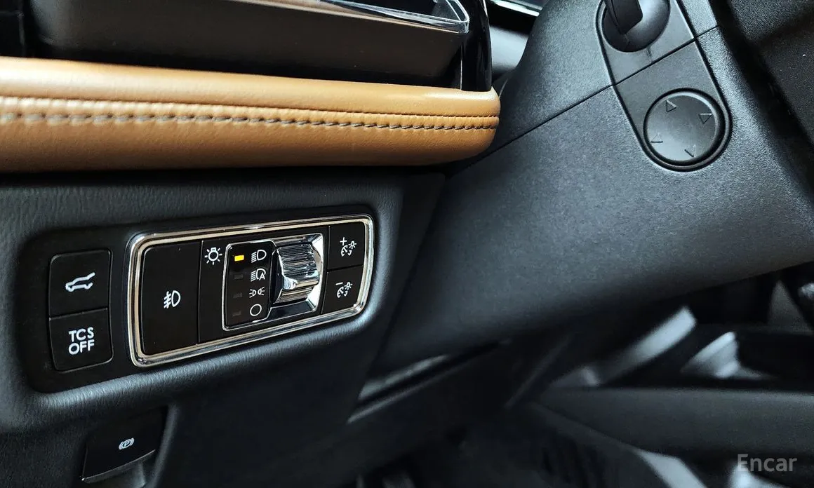 Фото 16 - Lincoln Nautilus