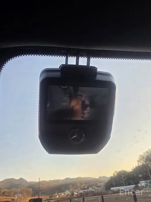 Фото 13 - Mercedes-Benz EQB