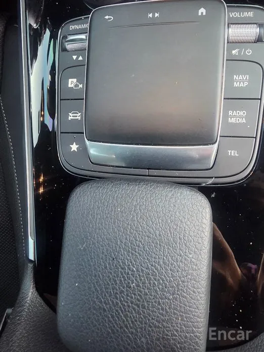 Фото 6 - Mercedes-Benz EQB