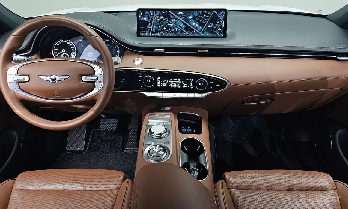 Фото 7 - Genesis GV70