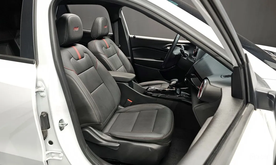 Фото 12 - Chevrolet Trax