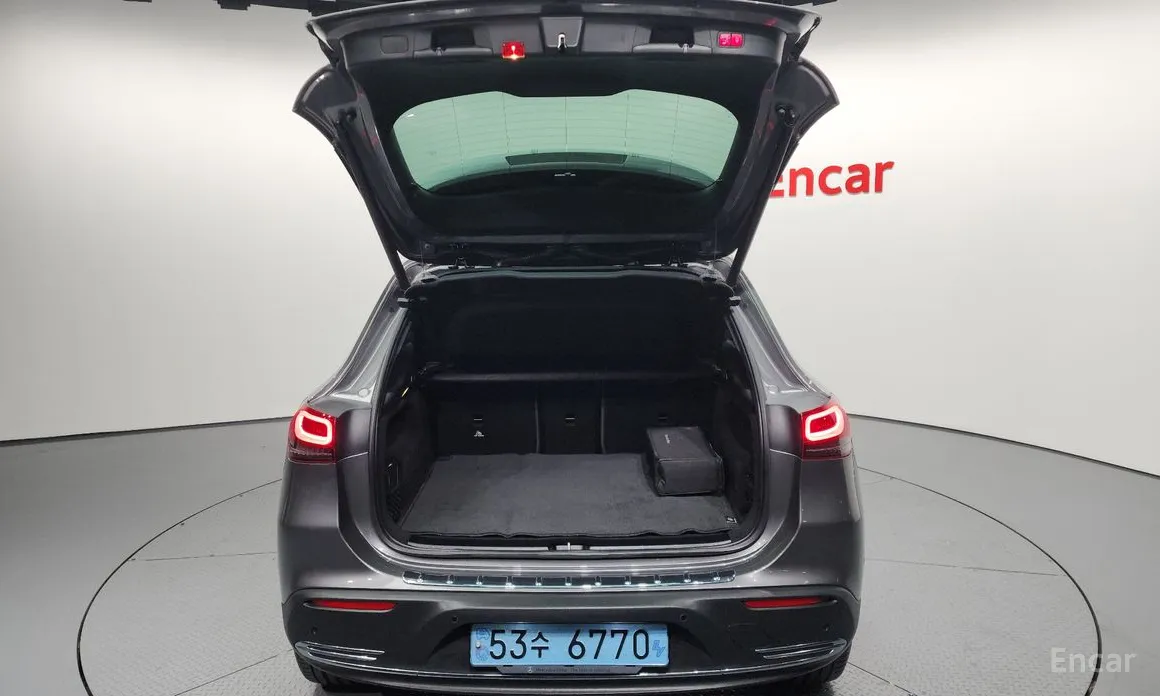 Фото 20 - Mercedes-Benz EQA