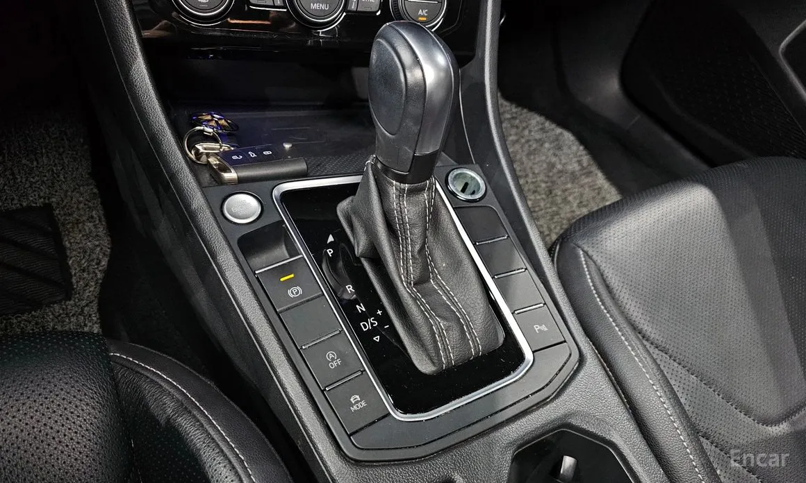 Фото 9 - Volkswagen Jetta