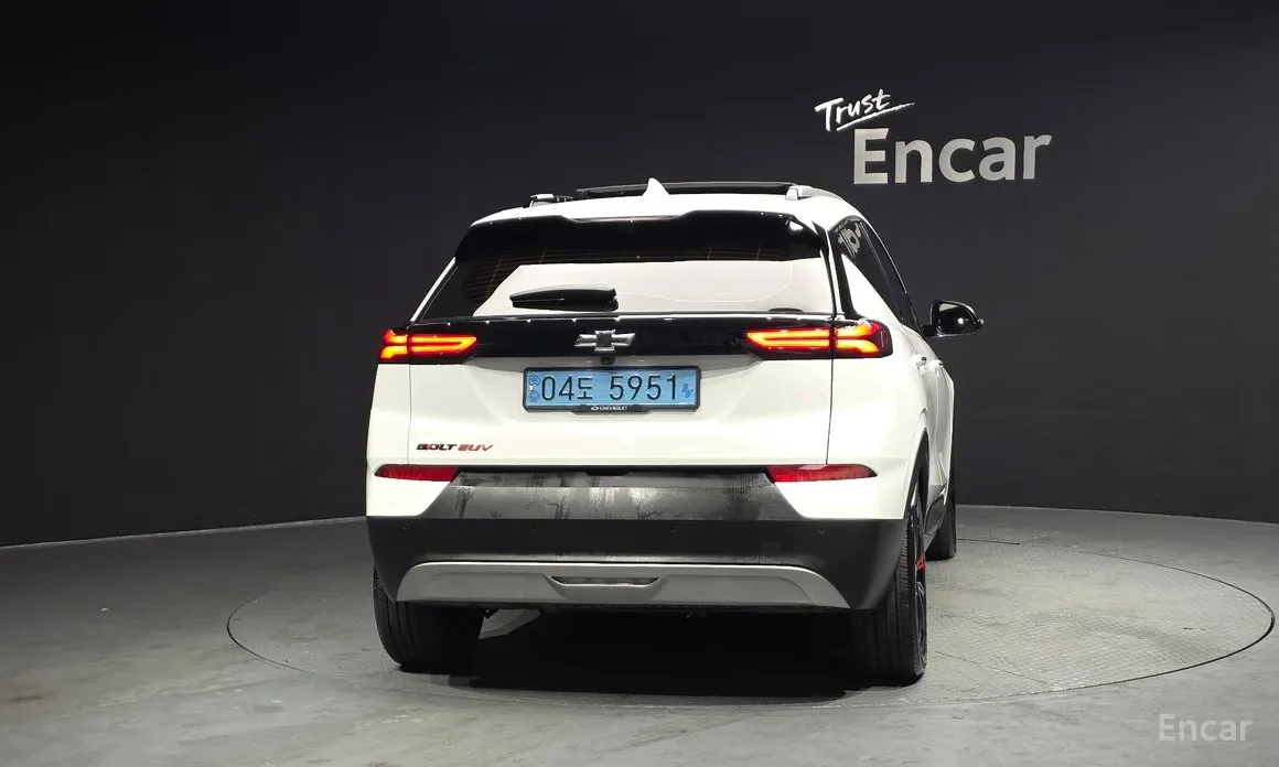 Фото 4 - Chevrolet Bolt EUV