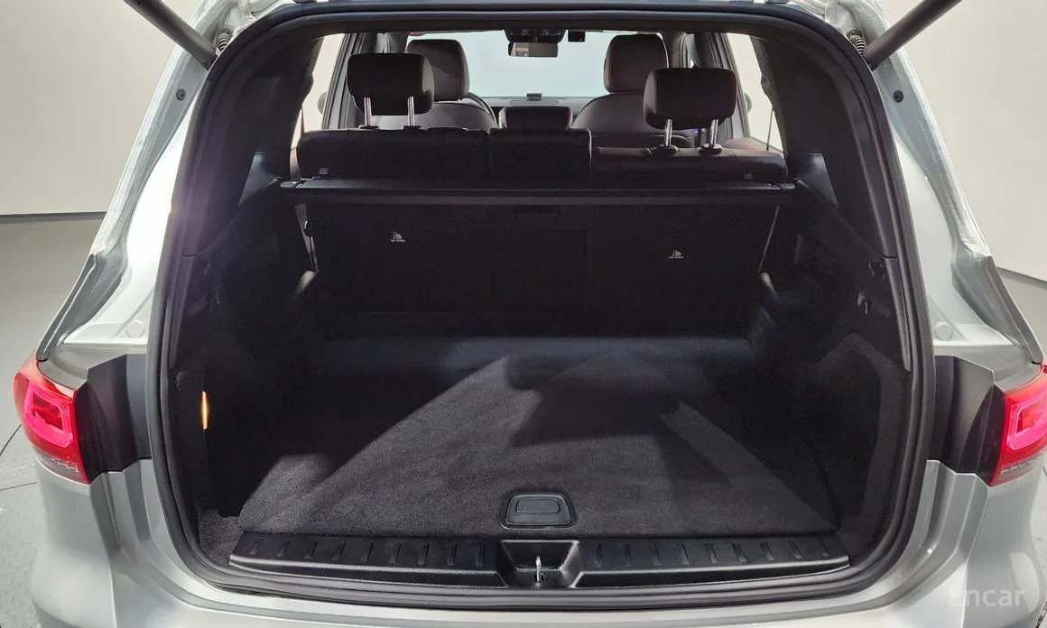 Mercedes-Benz GLB-Class 2020 GLB250 4MATIC