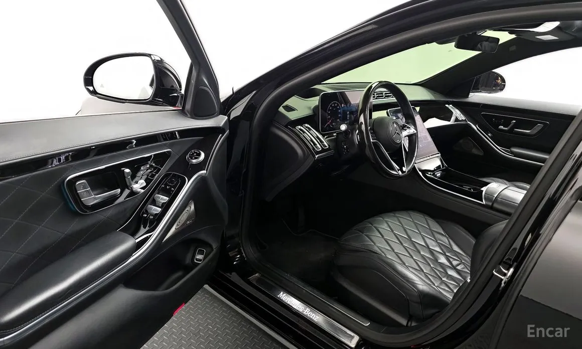 Фото 10 - Mercedes-Benz S-Class