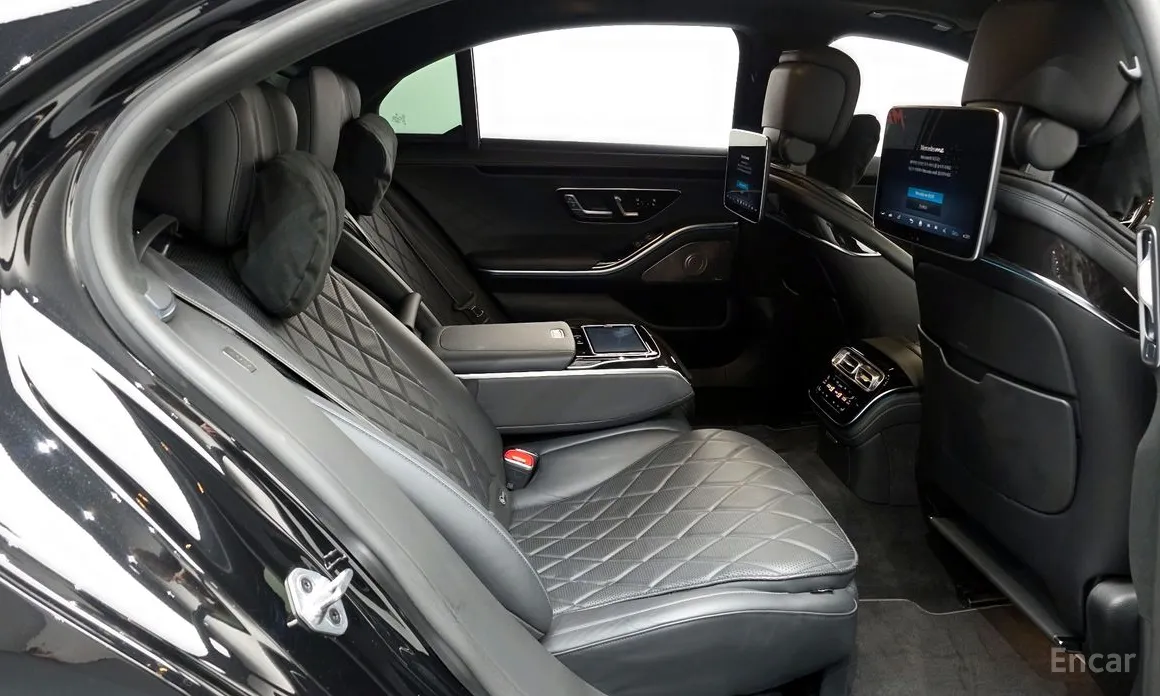 Фото 12 - Mercedes-Benz S-Class