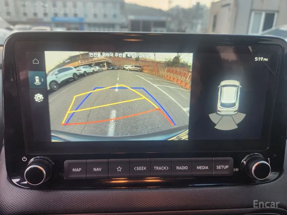 Фото 13 - Hyundai Kona