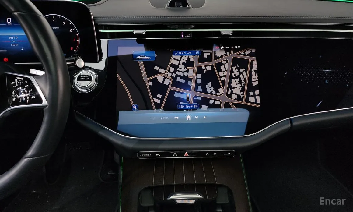 Фото 14 - Mercedes-Benz E-Class