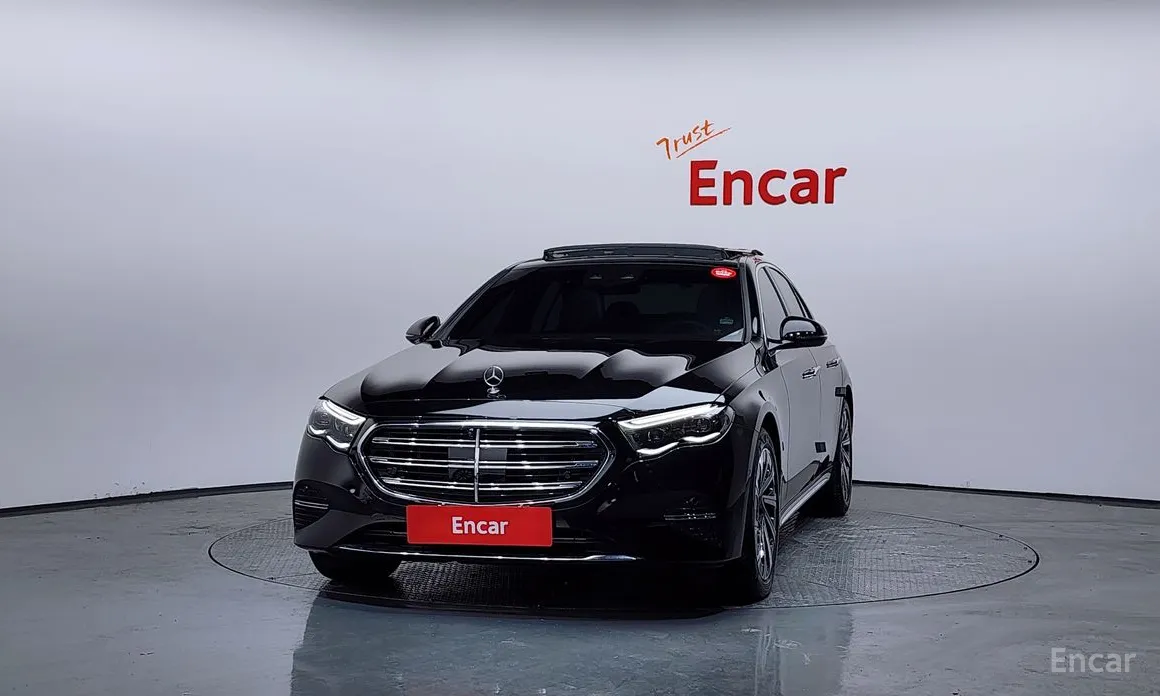 Фото 3 - Mercedes-Benz E-Class