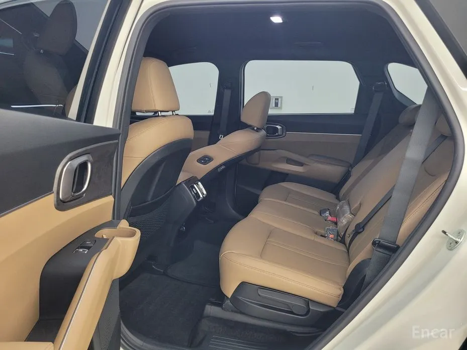 Фото 10 - Kia Sorento