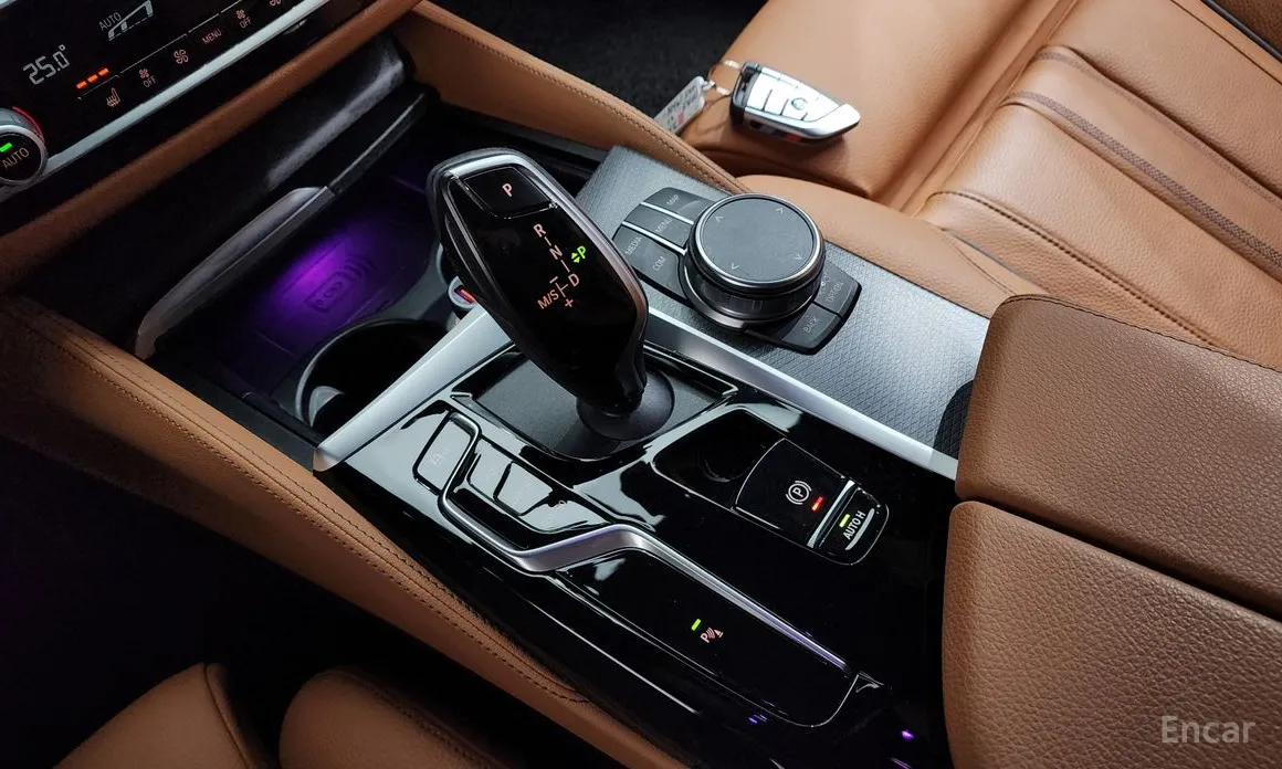 Фото 9 - BMW 5 Series