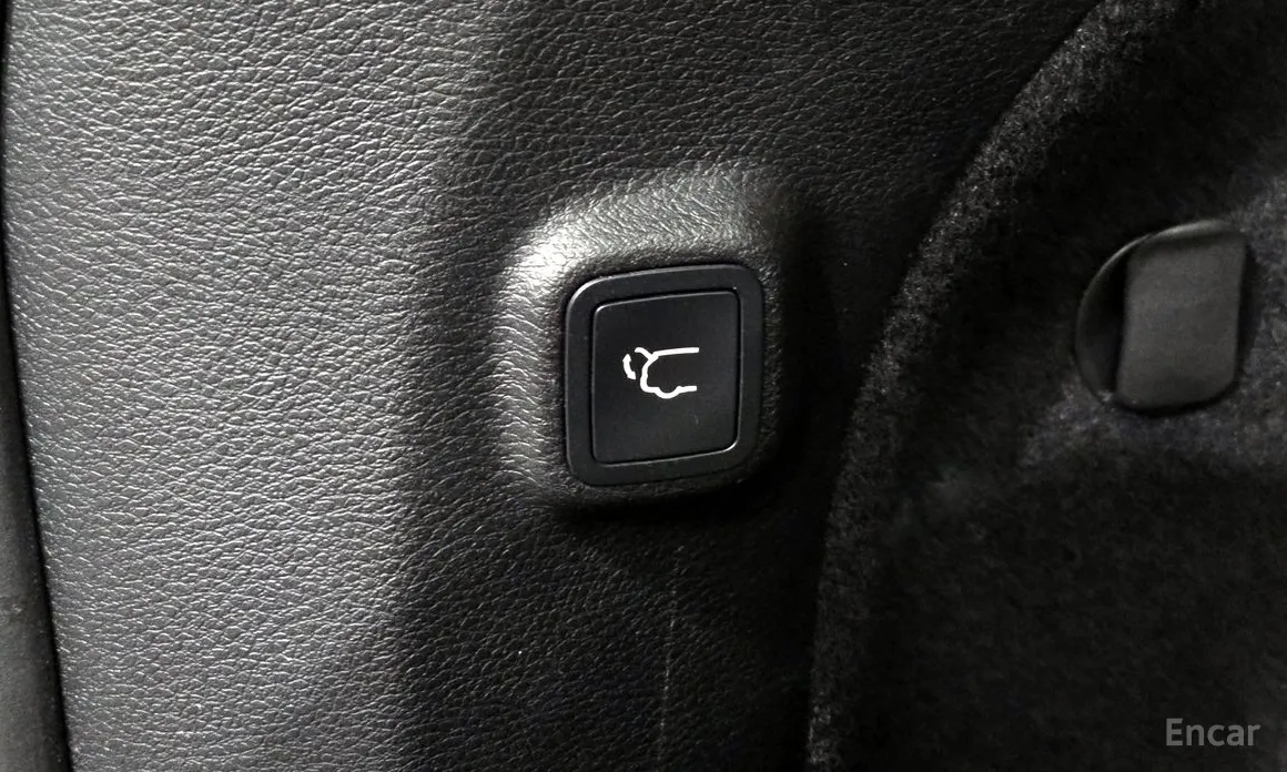 Фото 20 - Jeep Cherokee