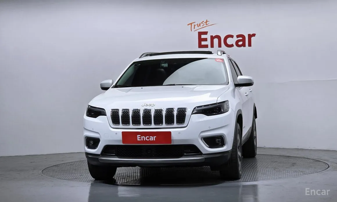 Фото 3 - Jeep Cherokee