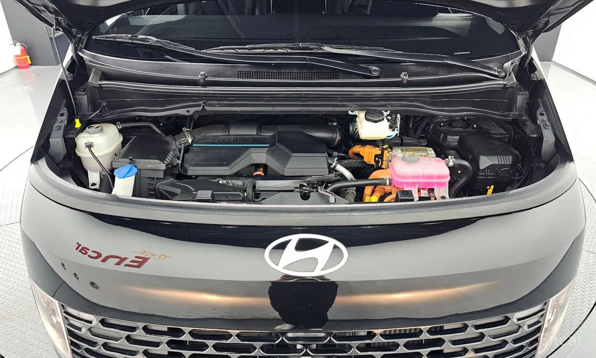 Фото 6 - Hyundai Staria