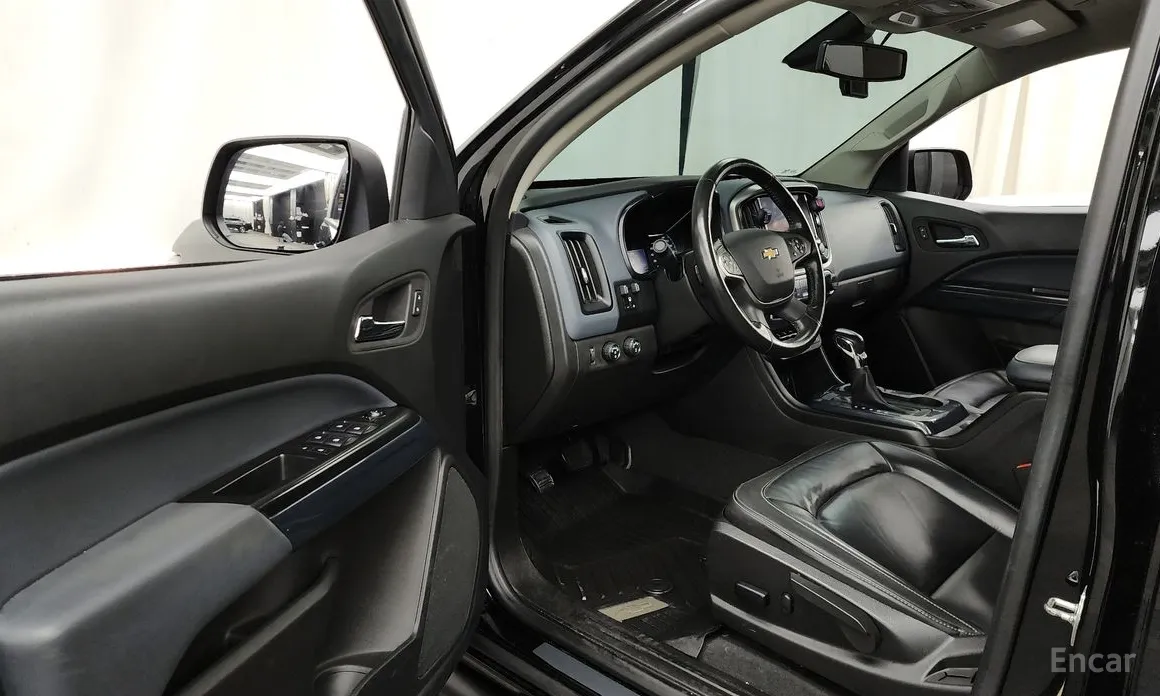 Фото 10 - Chevrolet Colorado